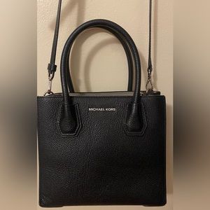 Michael Kors Crossbody purse